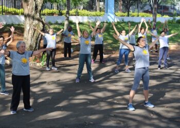 Programa Lian Gong oferece aulas gratuitas de ginástica terapêutica em Araxá