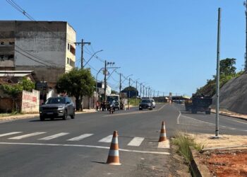 Cruzamento temporário e conversão pela avenida Hitalo Ros são desativados
