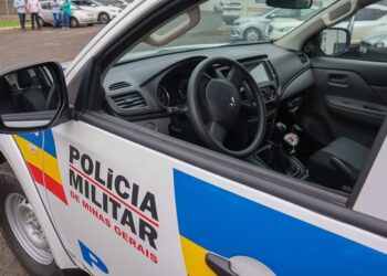 Com entrega de viatura, PMA reforça segurança na área rural e apoio para a Polícia Militar