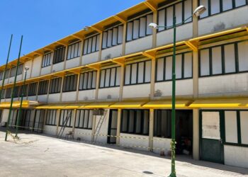 Escola Professora Leonilda Montandon, o Caic, em Araxá, passa por reforma geral