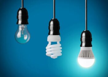 Cemig substitui lâmpadas de clientes de baixa renda em Sacramento e Veríssimo