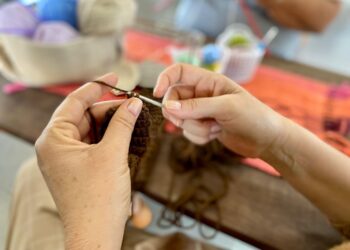 Ateliê de Tecelagem abre 40 vagas para os cursos de Bordado em Ponto Cruz e Crochê e Tricô