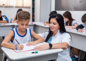 Inscrições abertas para o próximo ano letivo nos Colégios Sesc de Araxá e outras cidades de Minas Gerais