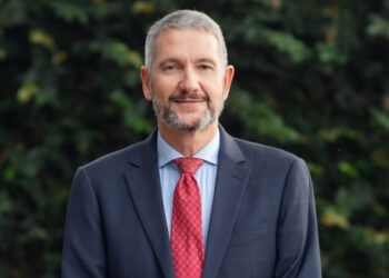 Márcio Scarpellini lança no Fliaraxá obra técnica sobre a taxa legal de juros no Brasil